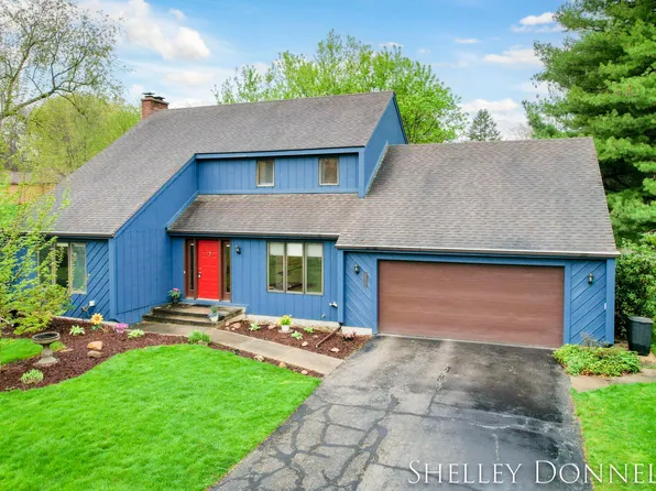 3517 Tripoli Ct SE, Grand Rapids, MI 49546
