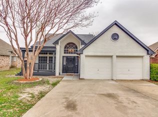 2113 Spring Mills Rd, Mesquite, TX 75181