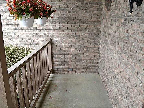 2nd image of 8120 Creek Way