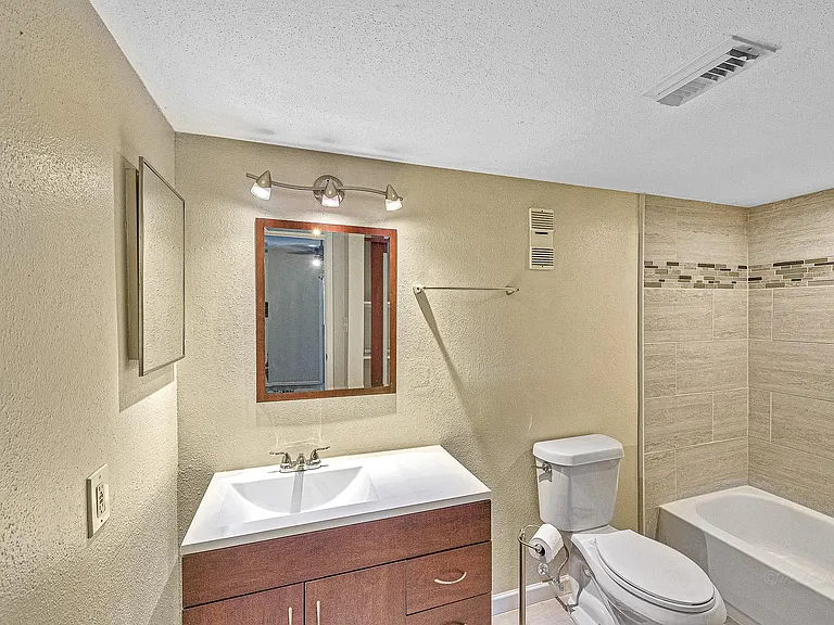 1500 Sandy Springs Rd #35 — Photo 21