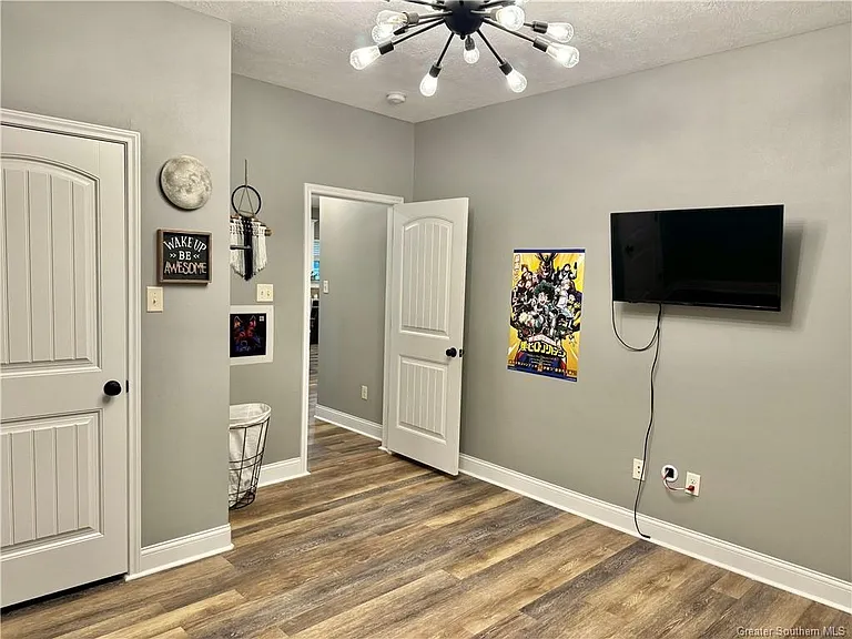 1525 Clark Ct — Photo 31