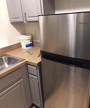 3rd image of 59 Saint Pauls Ave APT 2L
