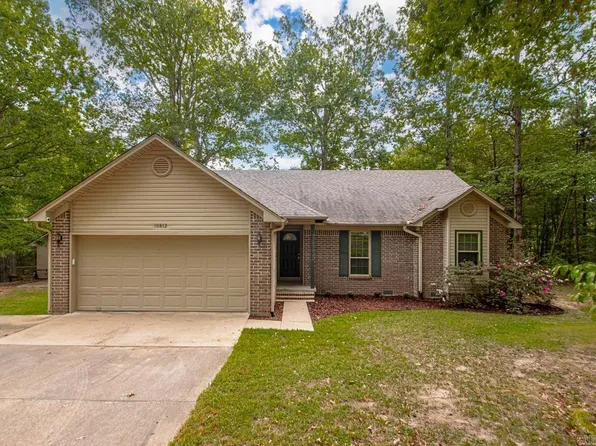 10812 Pineview Dr, Mabelvale, AR 72103
