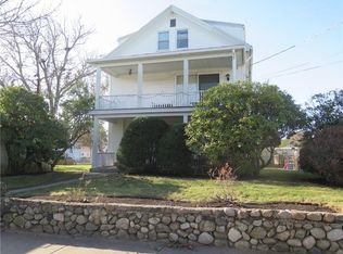 1561 Cranston St, Cranston, RI 02920