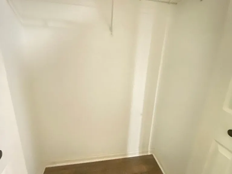1213 Pennsbury Ln — Photo 21