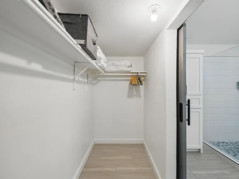 2432 Covington Dr — Photo 33