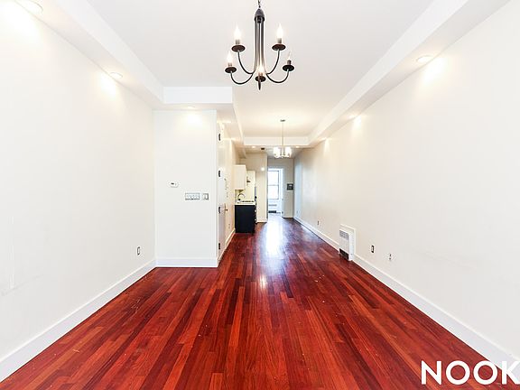 3rd image of 289 Harman St APT 2L