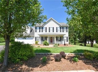 2405 Wynbrook Dr, Winston Salem, NC 27103