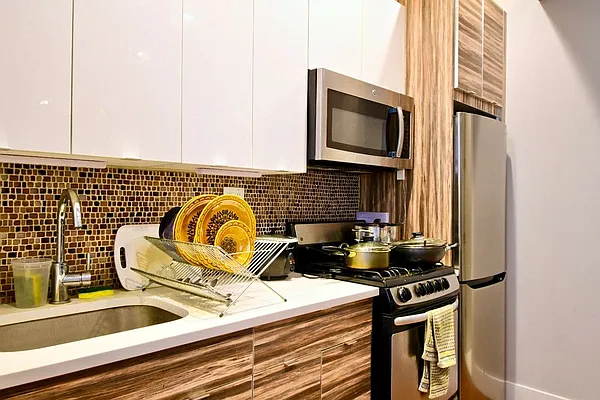 Rented by Brick&Mortar | media 25