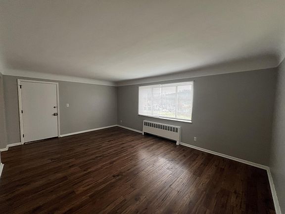 4th image of 4594 Hamilton Ave #11166589