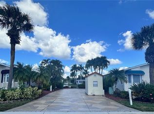 1362 Silver Lakes Blvd, Naples, FL 34114