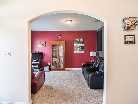 Den 1Mulligan Cove-102