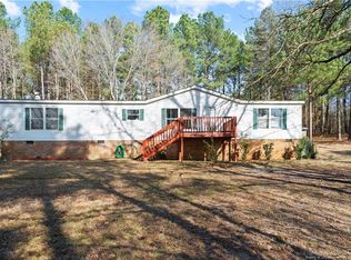 112 Dunhams Creek Ct, Carthage, NC 28327