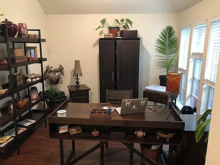 Formal dining room or office area off the main entry area.