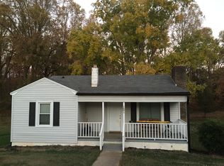 121 Goodluck Dr, Lexington, NC 27292