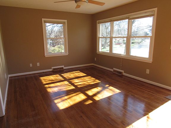 3rd image of 4667 Kipling Dr