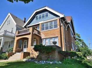 3079 N Humboldt Blvd, Milwaukee, WI 53212