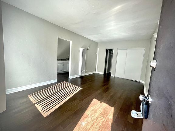 2nd image of 1001 Banning Blvd #347