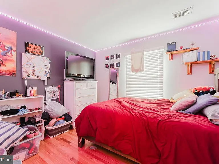 8001 Bethelen Woods Ln — Photo 11
