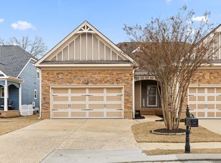 8244 Towncreek Cir, Ooltewah, TN 37363