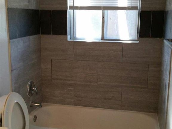 5th image of 10772 Tropic Dr #72-74