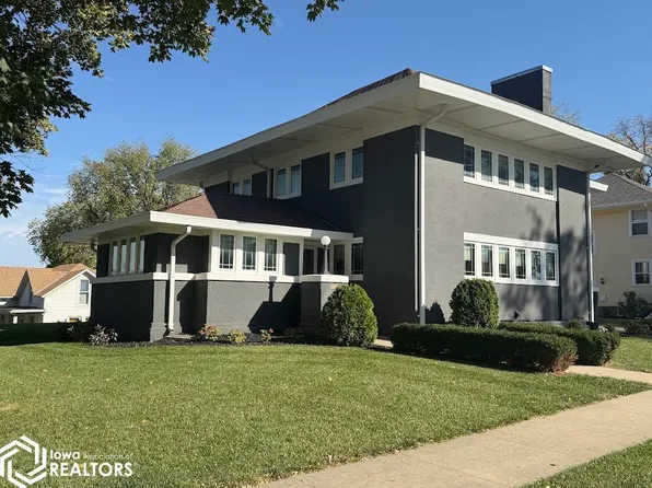 110 W 9th St, Atlantic, IA 50022