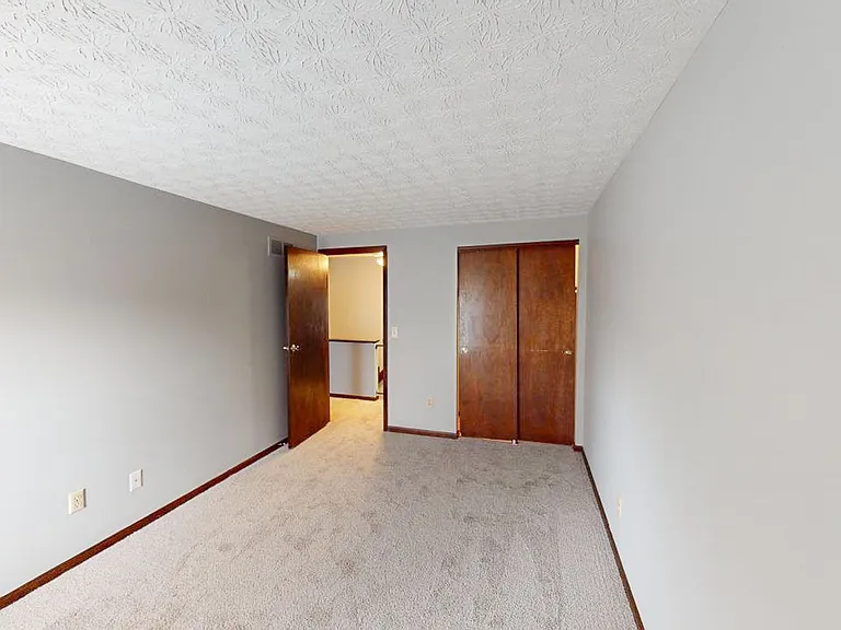 5123 Delancey St — Photo 33