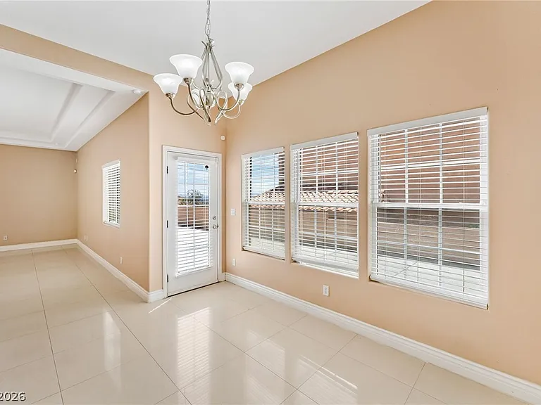 7205 Madonna Dr — Photo 13