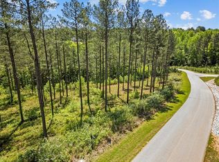 104 Coveside Ln, Six Mile, SC 29682