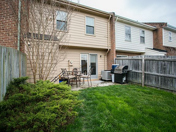 3rd image of 8105 Provincetown Dr