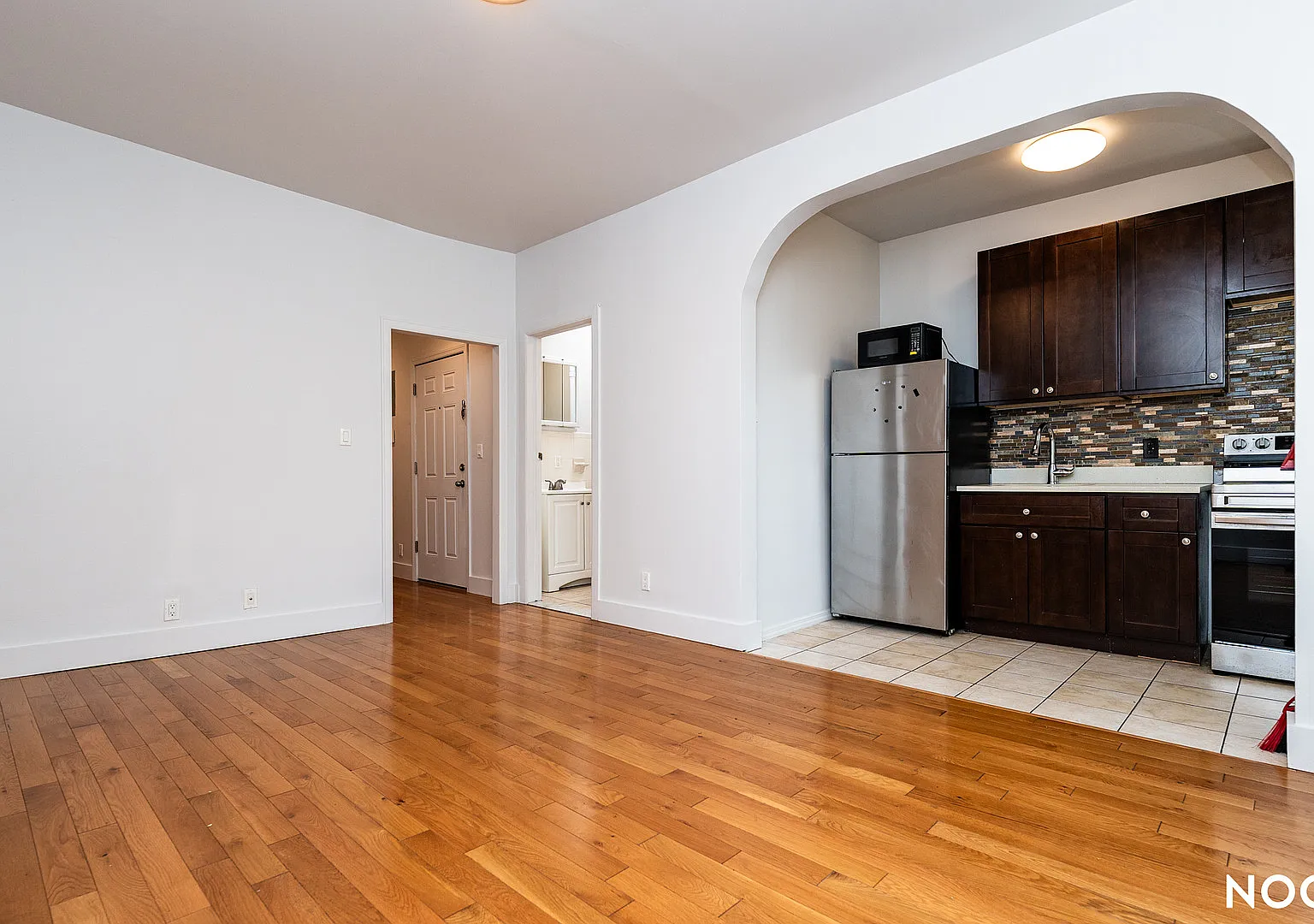 76 Hull Street — Photo 3