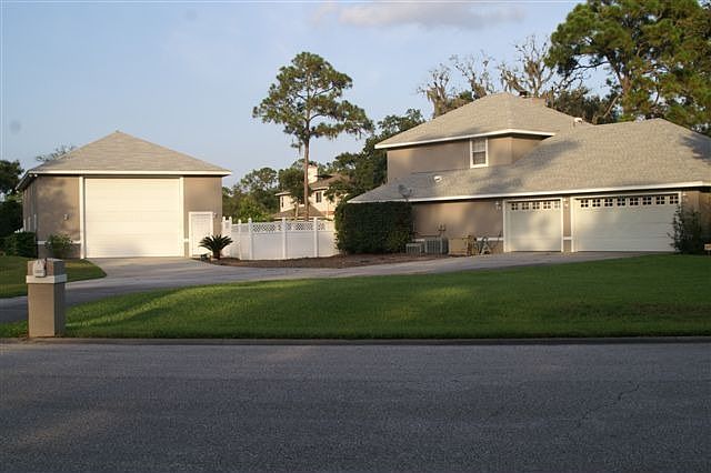 Side view with RV Garage