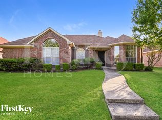 2525 Hyacinth Dr, Mesquite, TX 75181