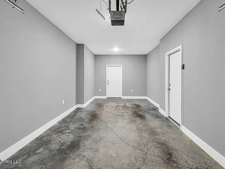 103 E Orchard Loop #103 — Photo 3