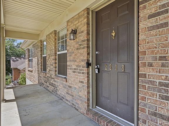 4th image of 2218 Gribble Dr