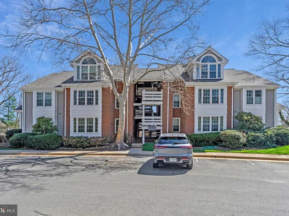 11142 Beaver Trail Ct, Reston, VA 20191