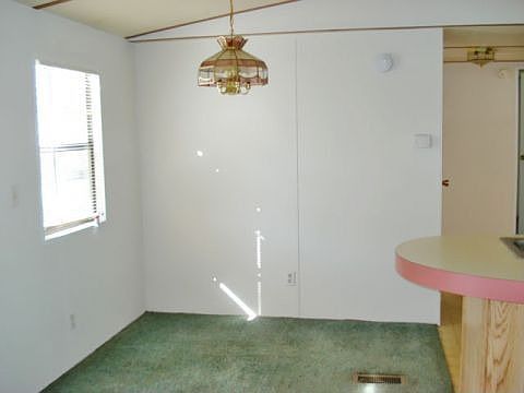 3rd image of 1021 Acorn Trl