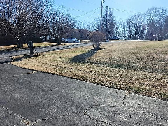 4th image of 729 Hamilton Rd