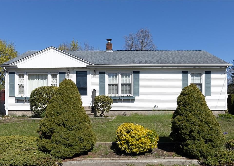 1st image of 44 Whipple Ct