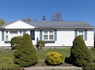 44 Whipple Ct, North Providence, RI 02911