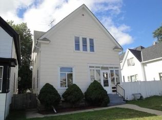 821 Monroe Ave, South Milwaukee, WI 53172