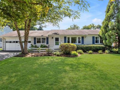 20 Fenwick Street, Greenlawn, NY, 11740