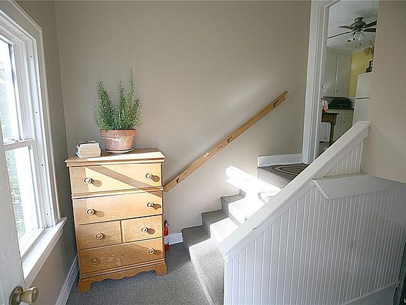 5th image of 54 Oliver Pl