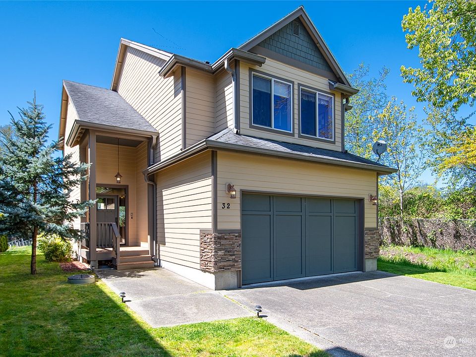 1st image of 32 Marina Drive