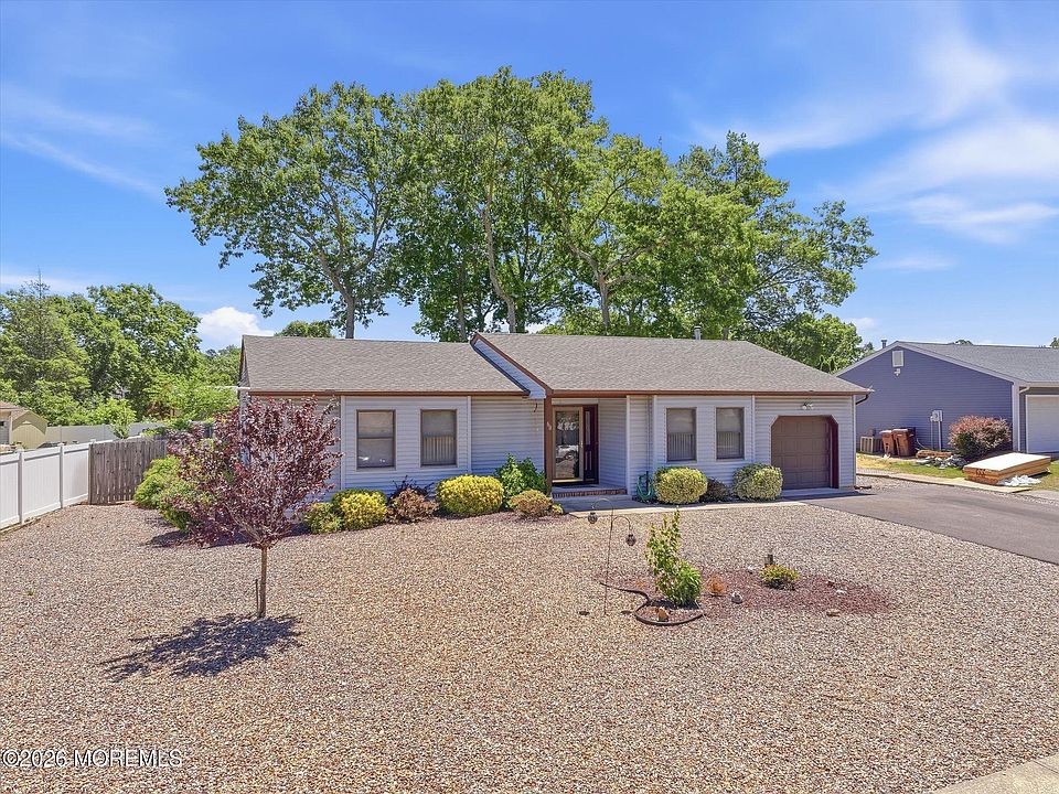 1st image of 60 Pelican Drive
