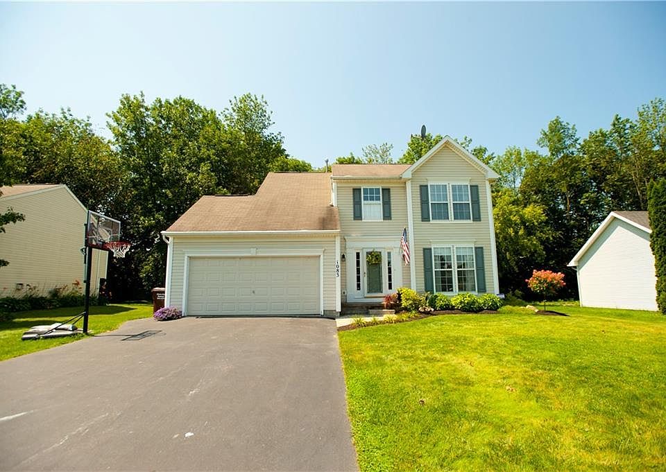 1st image of 1083 Fawn Wood Dr