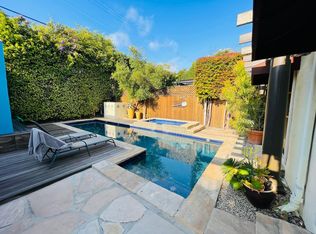 6447 Drexel Ave, Los Angeles, CA 90048