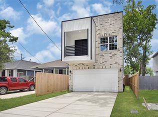 7922 Sealey St, Houston, TX 77088