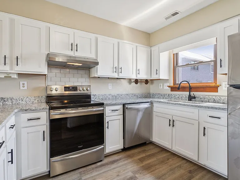 2100 E Ocean View Ave #20 — Photo 22