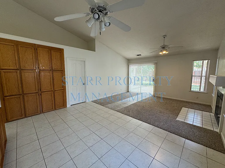 10086 River Falls Cir — Photo 7